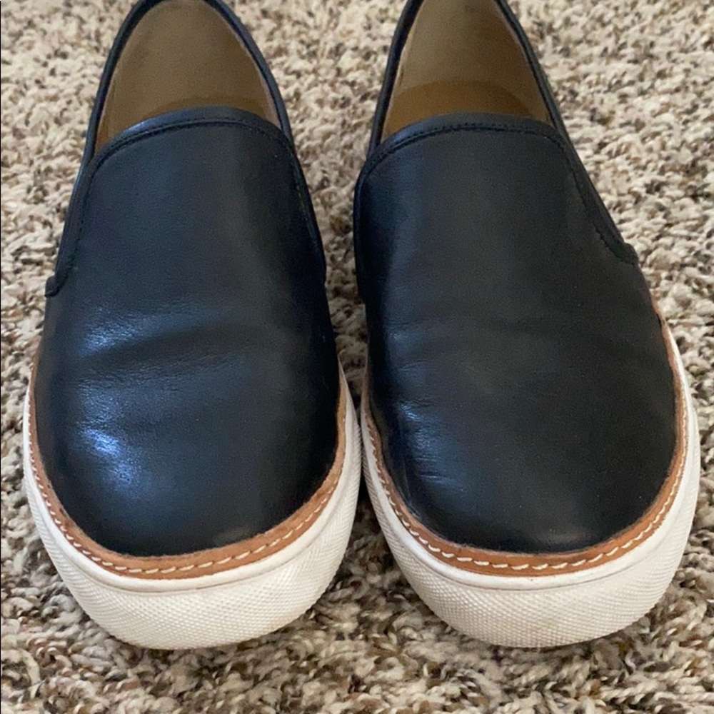 Aerosoles slip on shoes